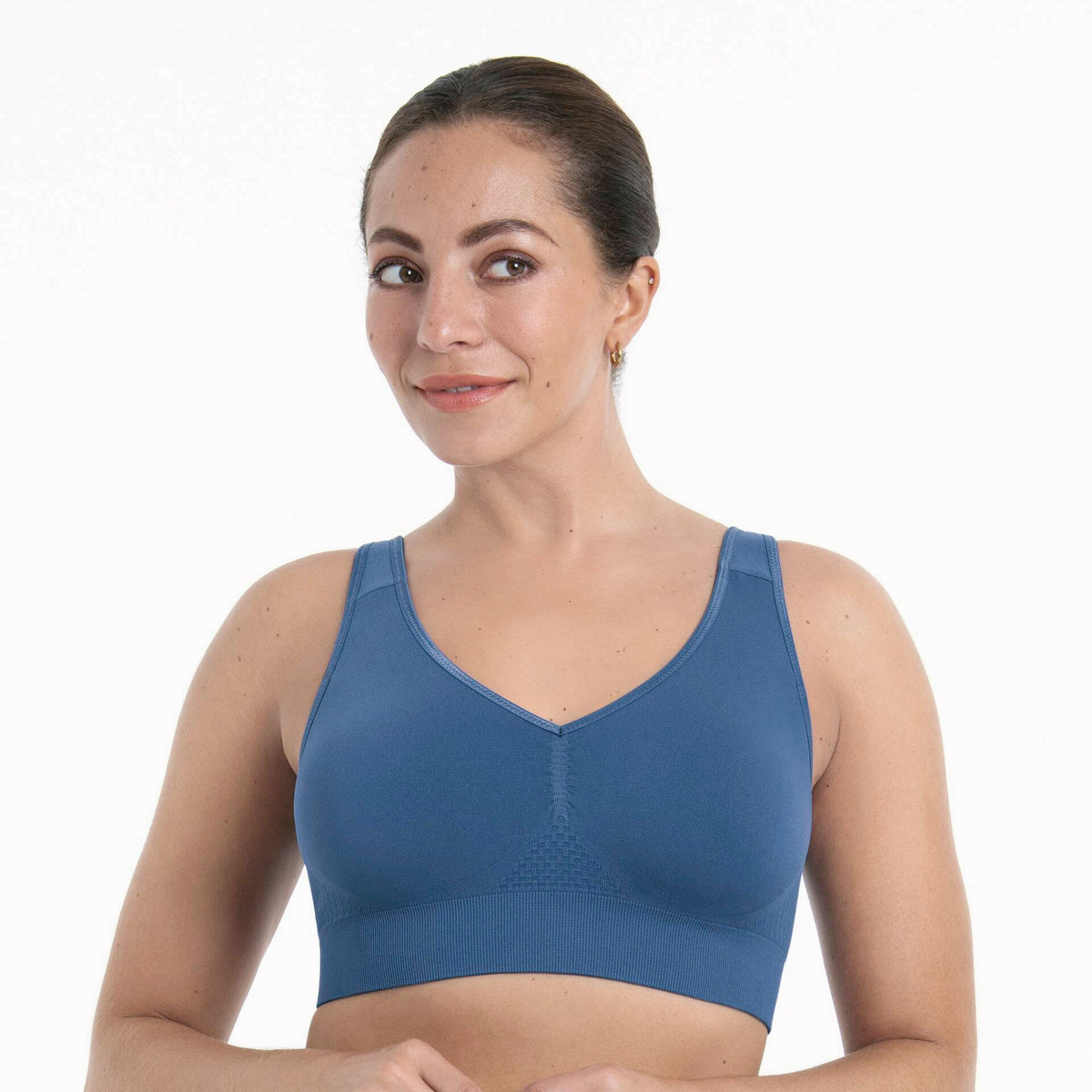 gid://shopify/Product/10921595404615_1