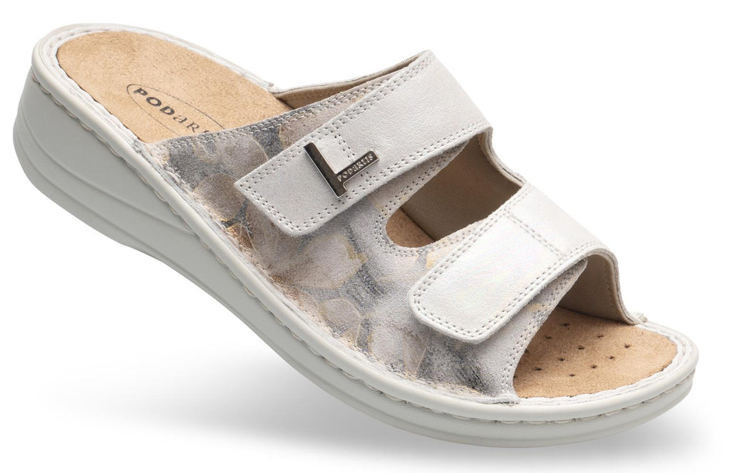 gid://shopify/Product/10739412599111_1