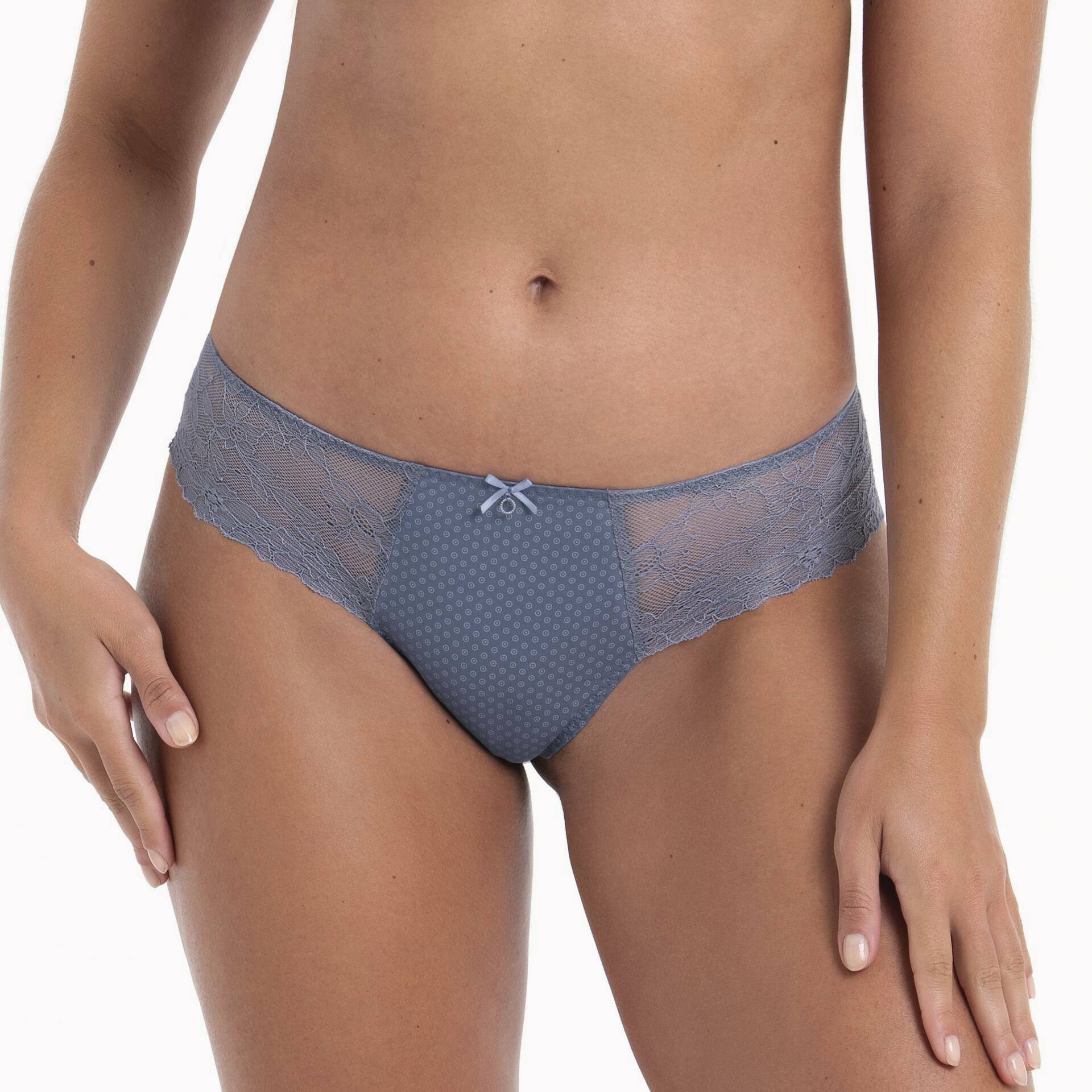 gid://shopify/Product/10795929043271_1