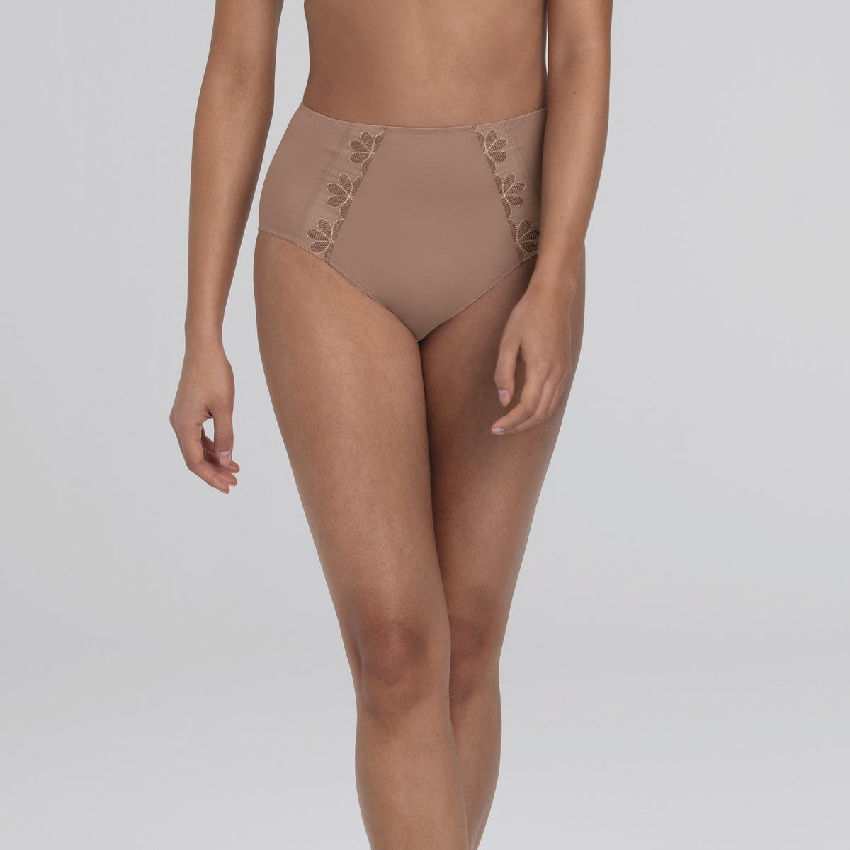 gid://shopify/Product/10757306745159_1