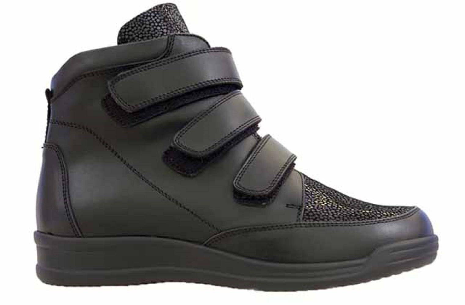 gid://shopify/Product/10736875503943_1